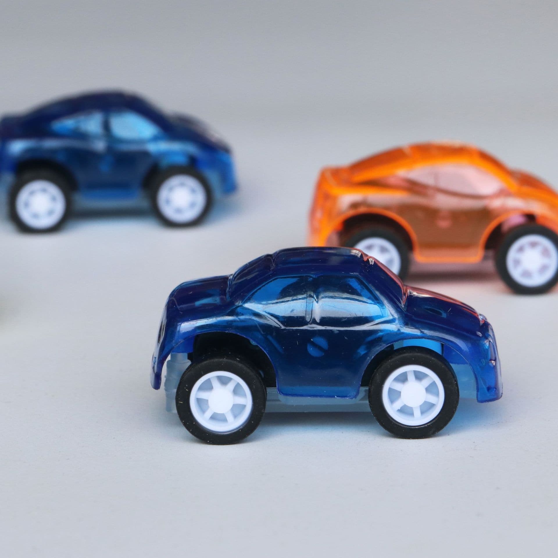 Carro transparente bonito menino brinquedo carro puxar para trás carro criativo mini carro para crianças e bebês - imagem 4