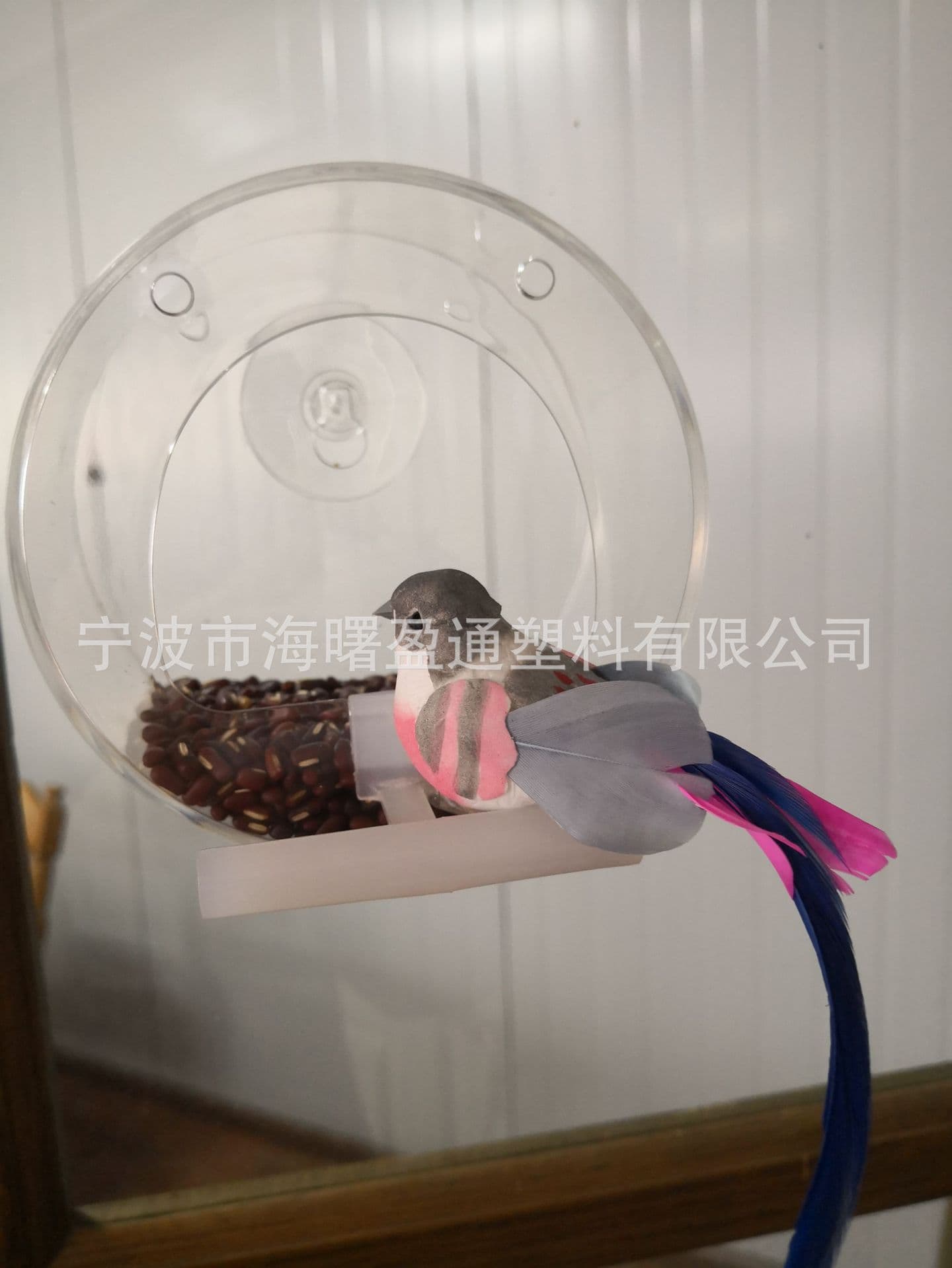 O fabricante vende alimentadores de pássaros transparentes de plástico, alimentadores de pássaros tipo casa de adsorção, alimentadores de ventosas criativos - imagem 2
