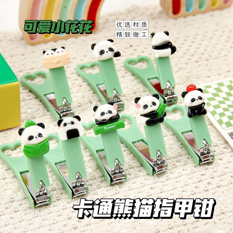 Tesoura de unha pequena portátil fofa de desenho animado para unhas para manicure - imagem 3