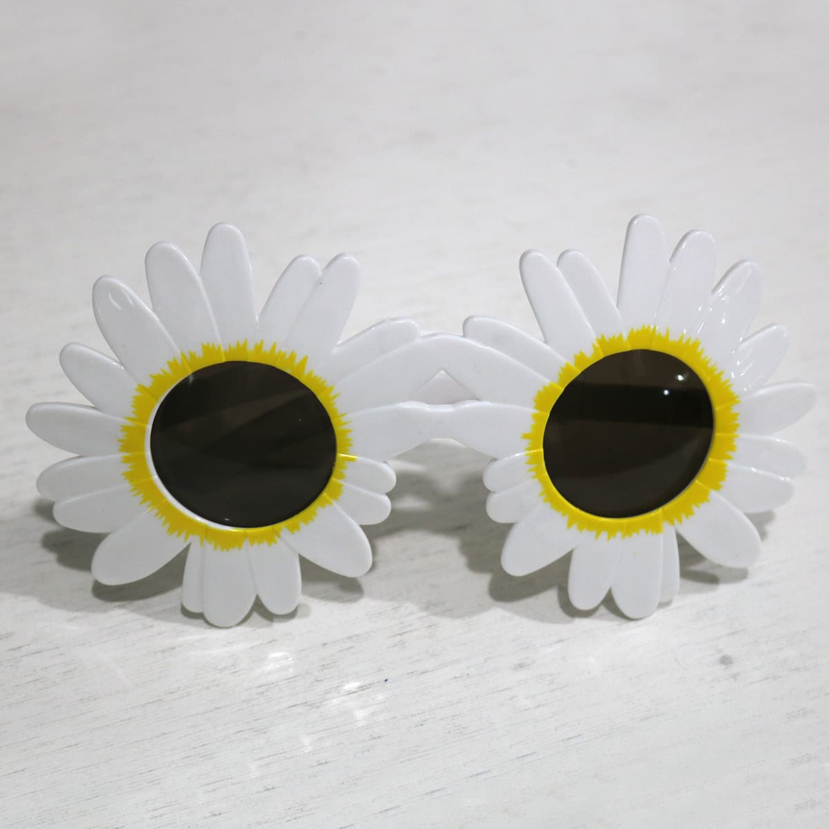 Óculos de aniversário com fotos engraçadas de celebridades da Internet do mesmo estilo de Xiaohongshu, óculos em forma de bolo para decoração de festa criativa infantil - imagem 9