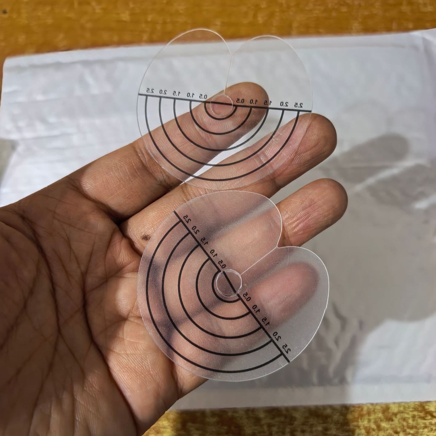 Peça de extensão de cabelo 30 fios redondo escudo protetor de calor transparente em escala - imagem 3