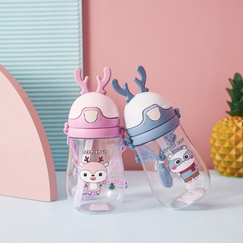 银仟 Palha de desenho animado infantil com vidro, bule portátil de plástico para estudantes, absorvente de água, proteção contra quedas - imagem 2