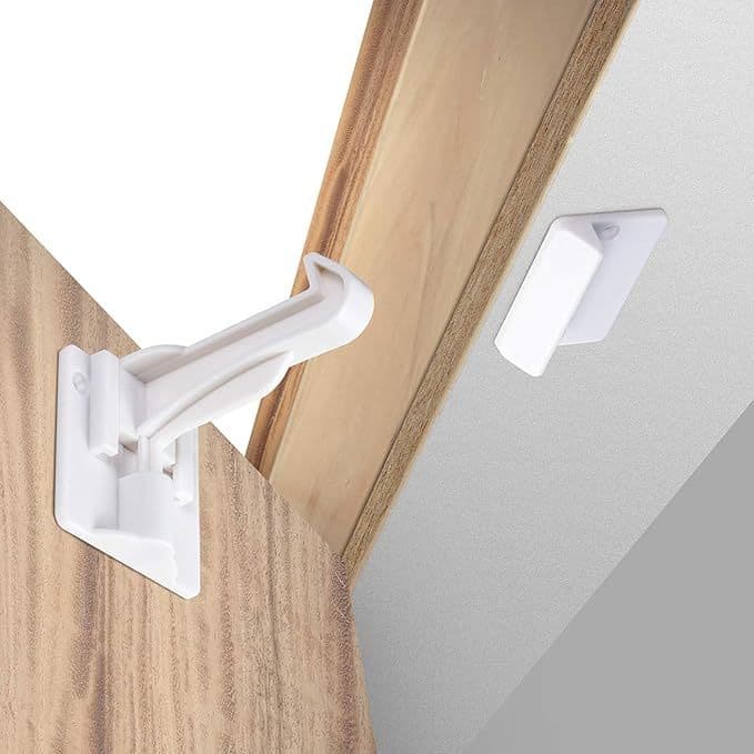 Fechadura universal de proteção de porta infantil para caixas - imagem 4