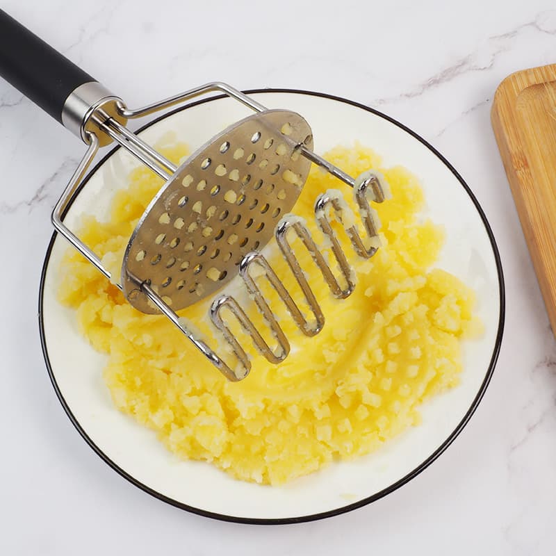 Espremedor de batatas em aço inoxidável Criativo prensa de batatas em aço inoxidável, utensílios de cozinha em estoque - imagem 4