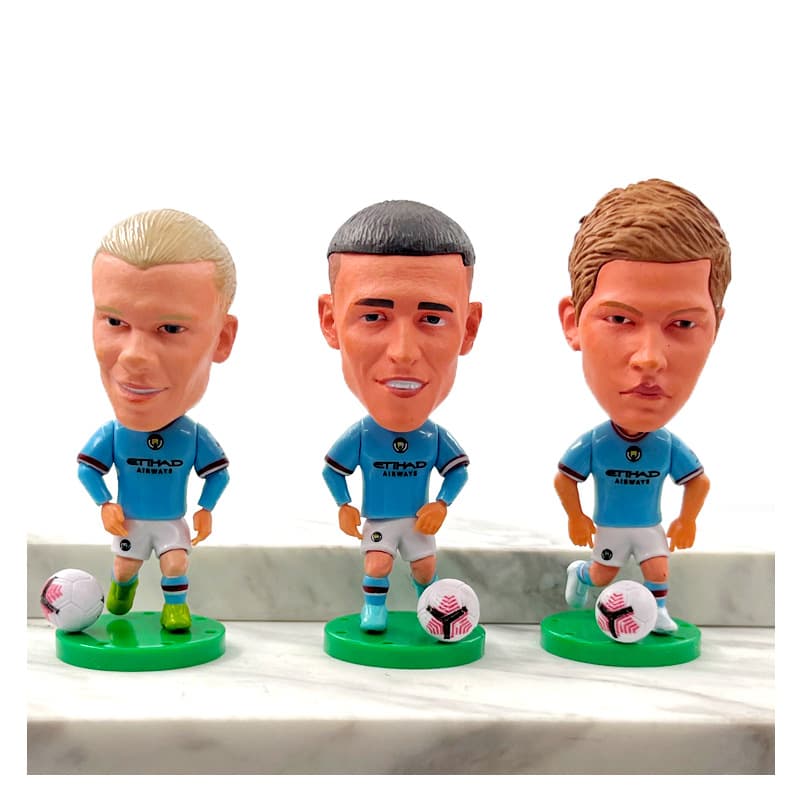 Messi, figura estrela de Ronaldo, De Bruyne, Van Dijk, Sterling, Moraes, boneco Neymar - imagem 4