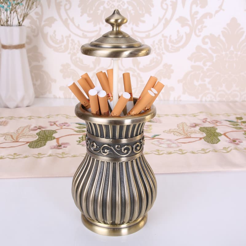 Cigarreira retrô criativa de metal masculino, estilo europeu, presente de aniversário - imagem 2