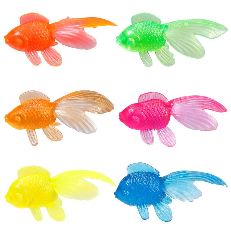 [Small marine toy from soft rubber for fishing play in water] - imagem 2
