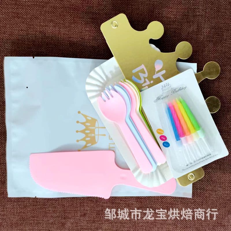 Frete grátis utensílios de mesa para bolo de aniversário faca de plástico descartável, garfo, colher prato de papel conjunto de cozimento faca de bolo, garfo e combinação de prato - imagem 3