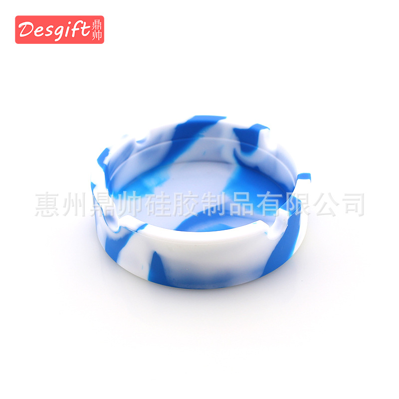 Camuflagem azul escuro e branco